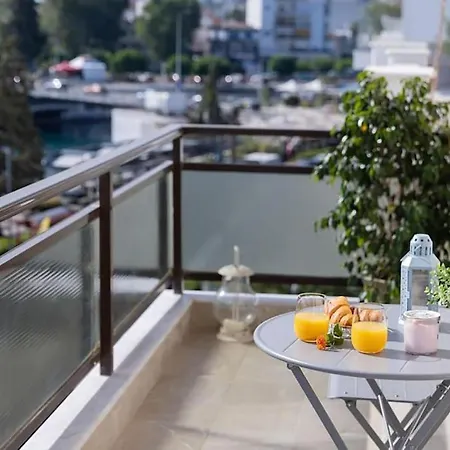 Debbie'S Διαμέρισμα Δίπλα Στο Νερό ! Chalkís Exterior foto