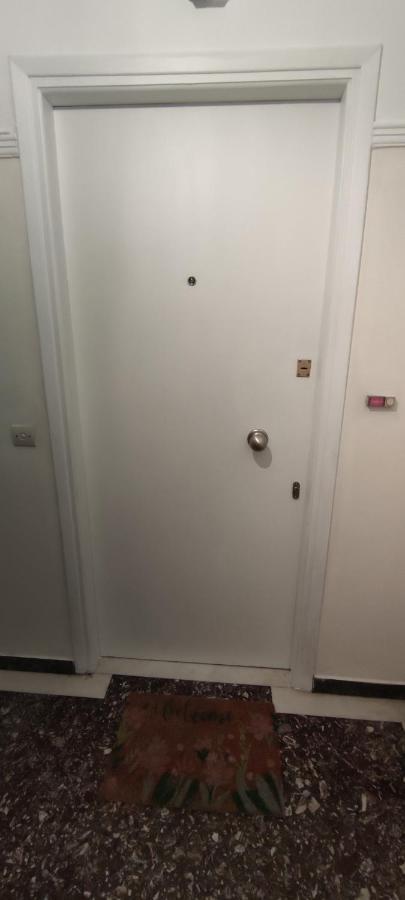 Apartment Debbie's δίπλα στο νερό ! Chalkida