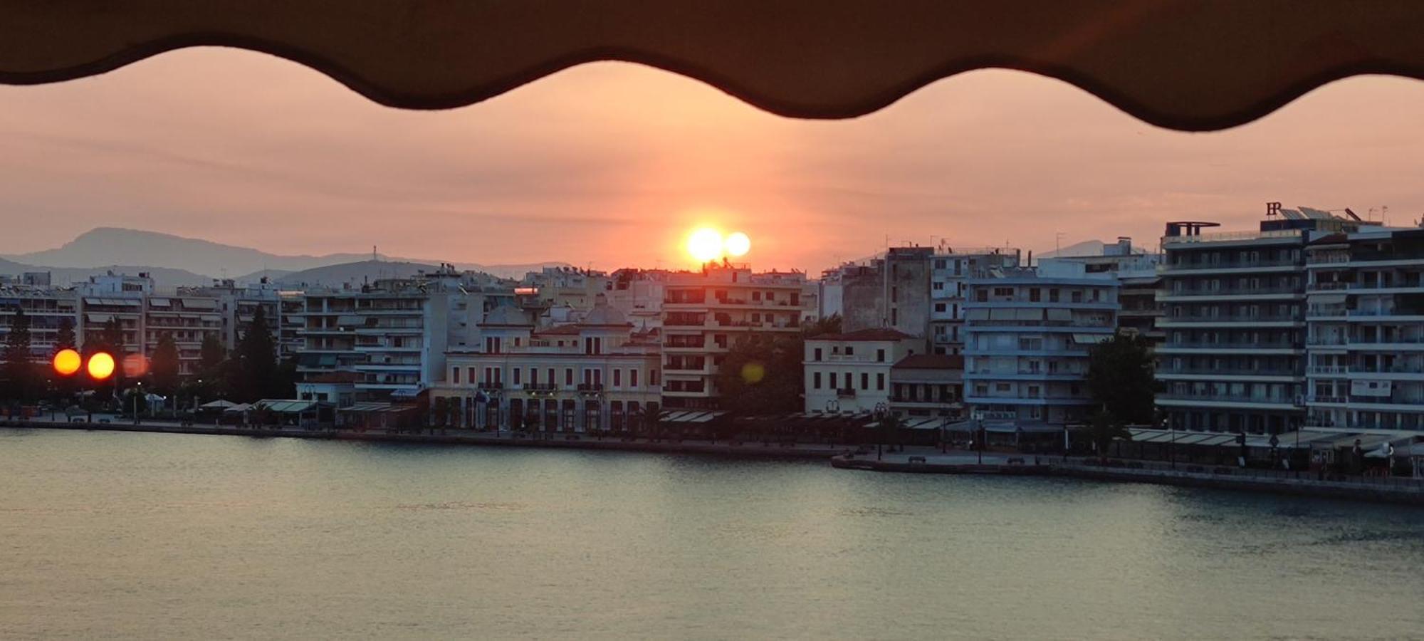 Debbie's δίπλα στο νερό ! Apartment