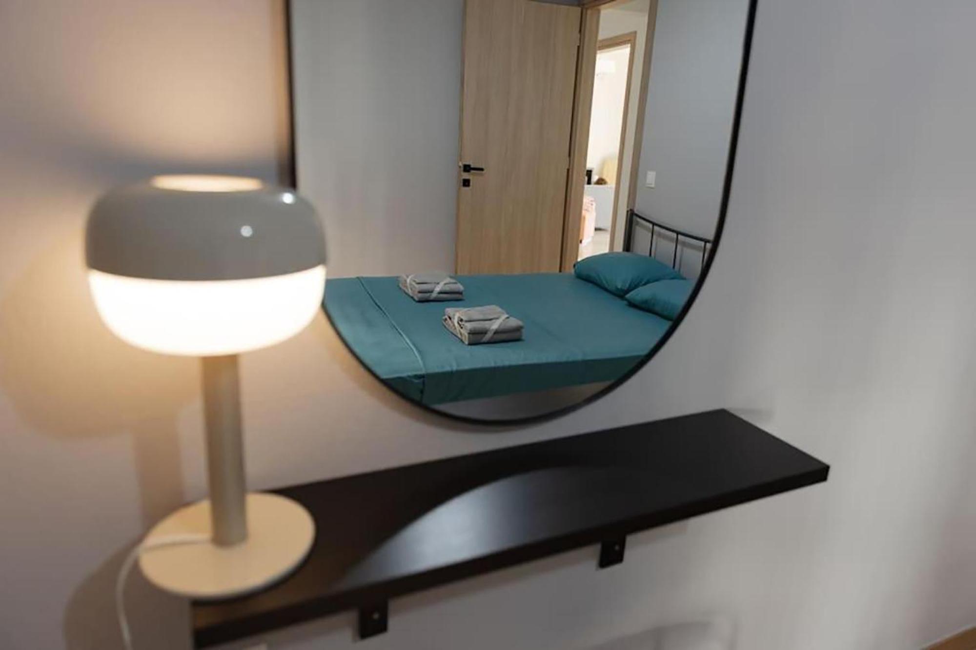 Debbie's δίπλα στο νερό ! Apartment
