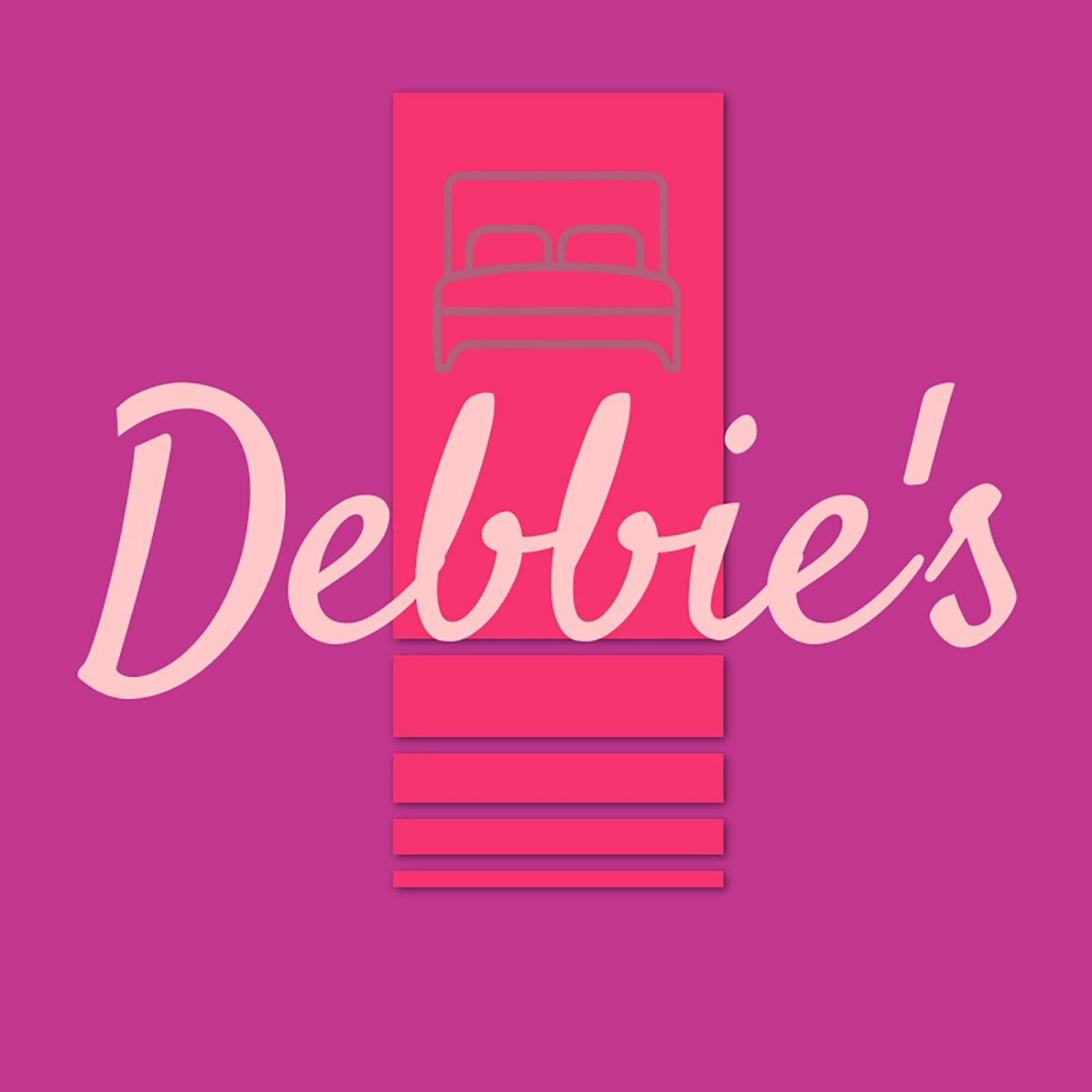 Debbie's δίπλα στο νερό ! Apartment *
