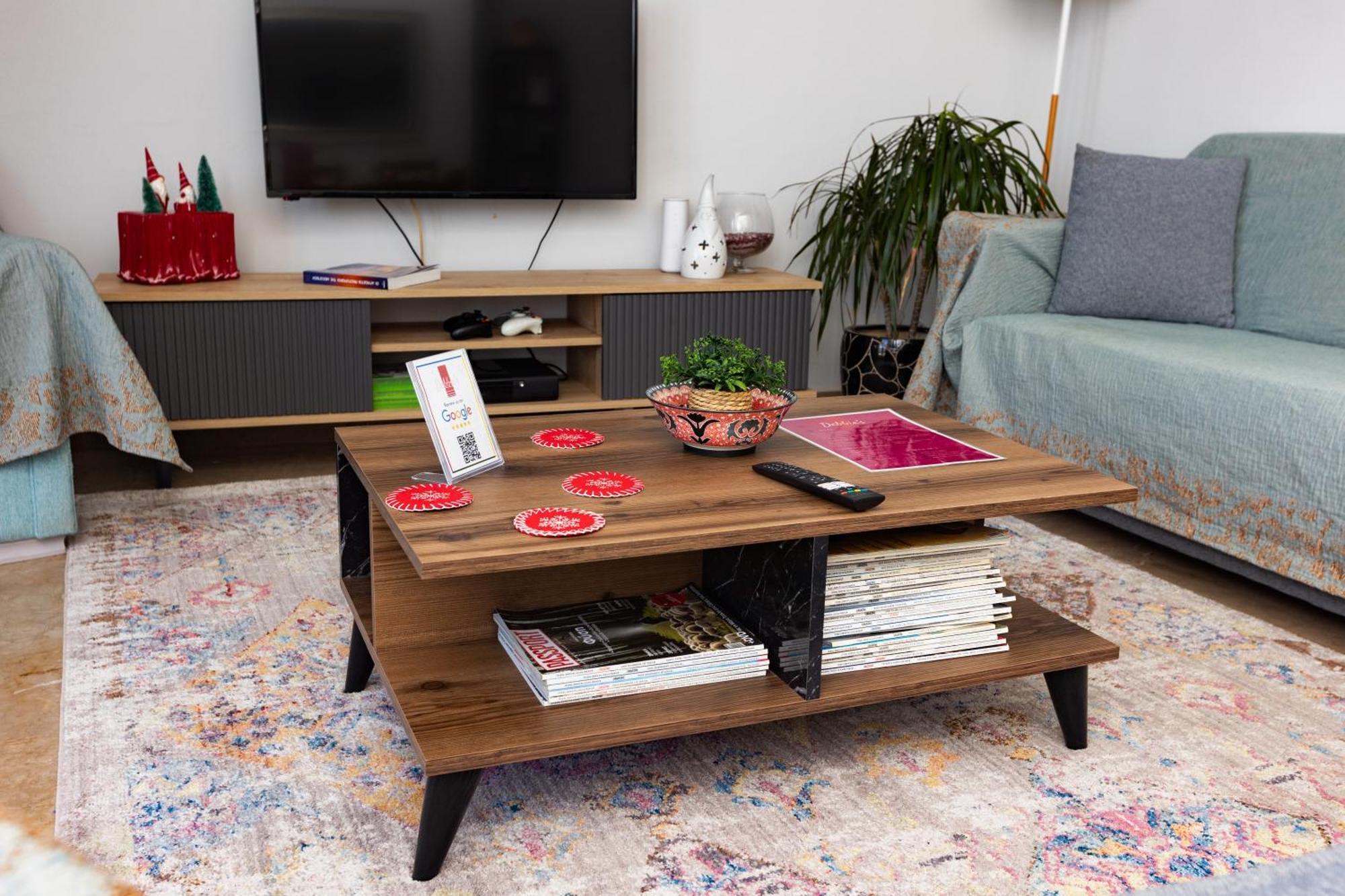 Debbie's δίπλα στο νερό ! Apartment